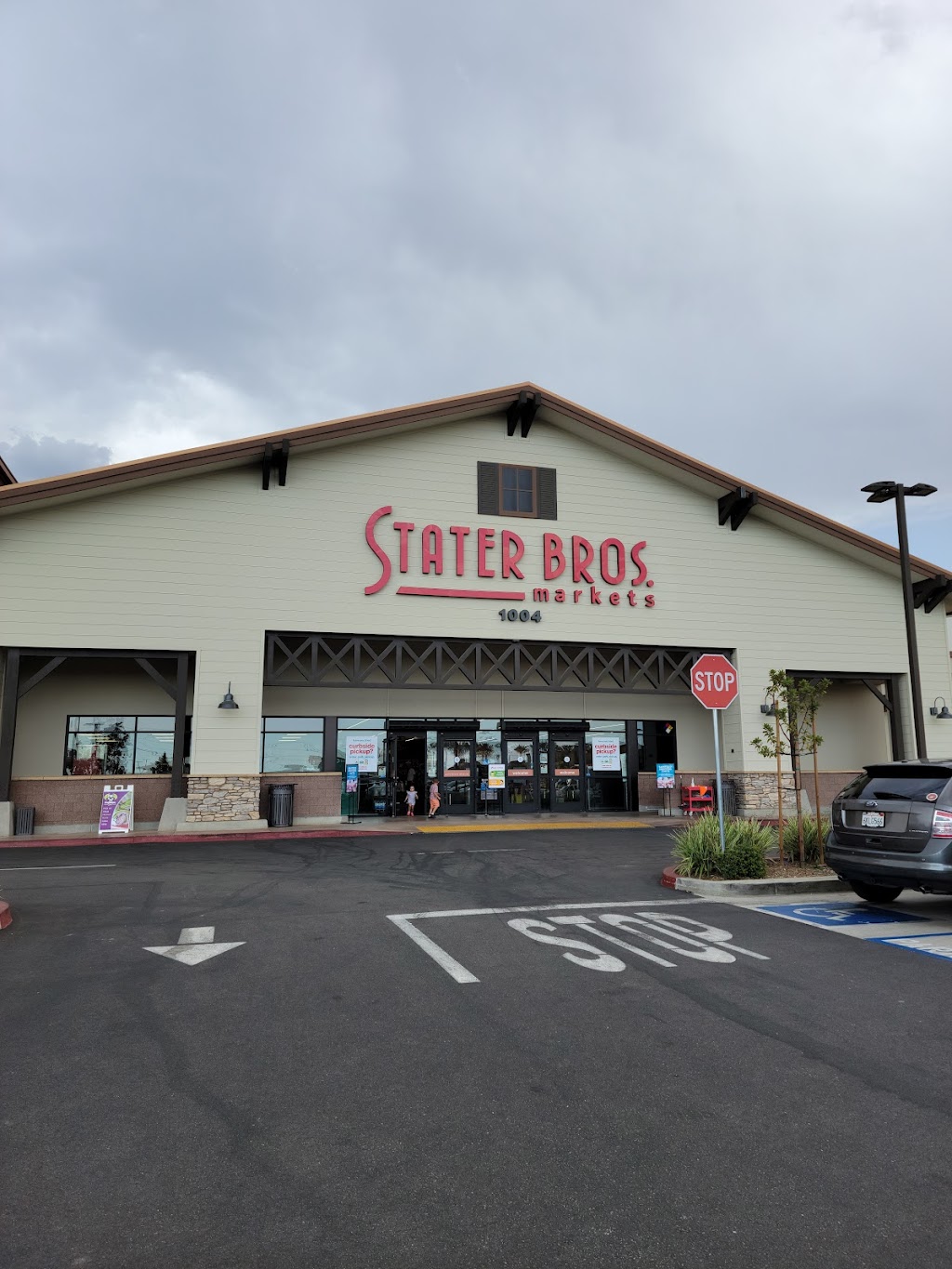 Stater Bros. Markets | 1004 Cherry Valley Blvd, Calimesa, CA 92320, USA | Phone: (951) 769-4095