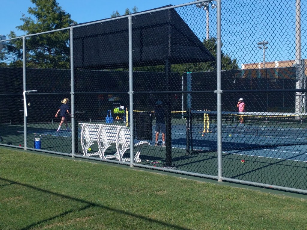 Southlake Tennis Center | 450 W Southlake Blvd, Southlake, TX 76092, USA | Phone: (817) 421-5605