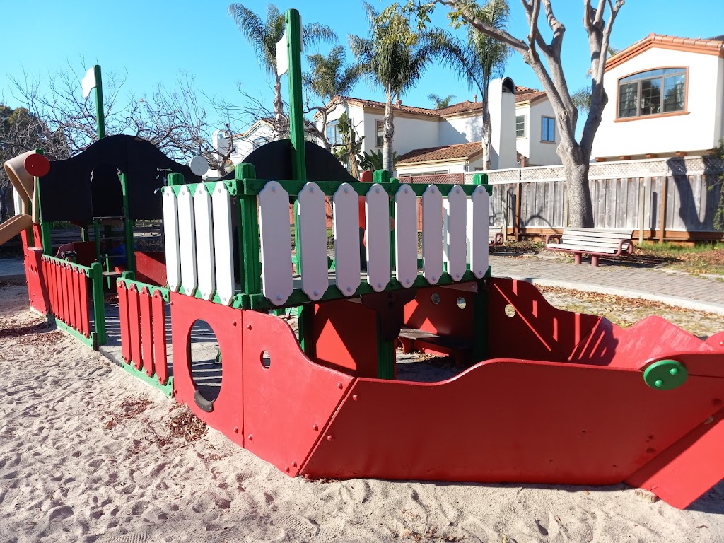 Twin Lakes County Park | 520 7th Ave, Santa Cruz, CA 95062, USA | Phone: (831) 454-7901