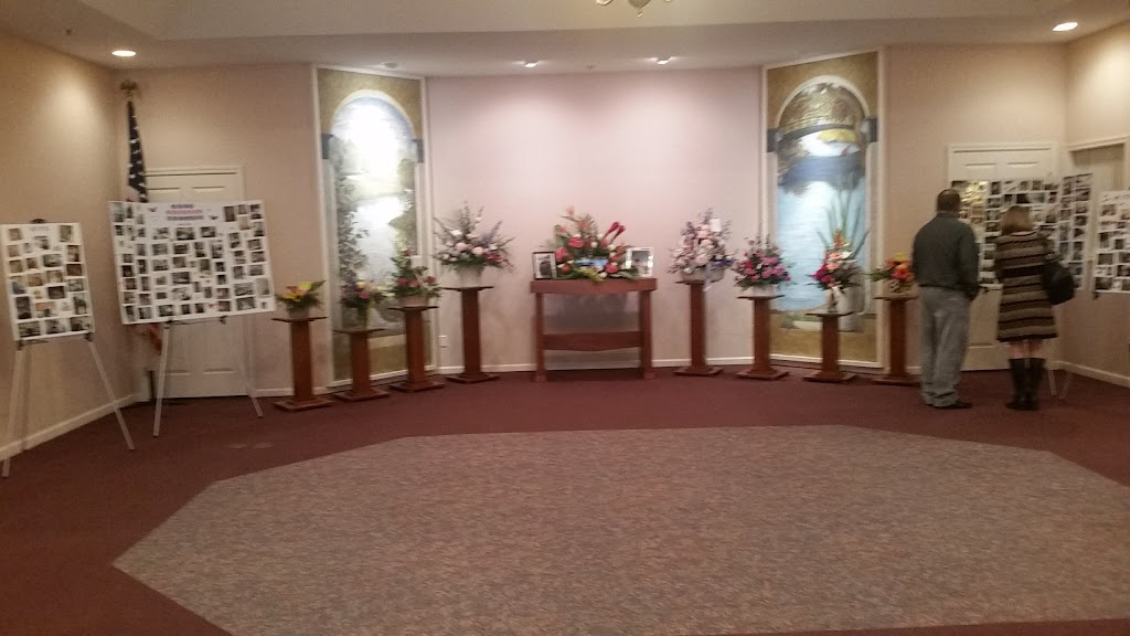 Huber Funeral Homes - Eden Prairie Chapel | 16394 Glory Ln, Eden Prairie, MN 55344, USA | Phone: (952) 949-4970