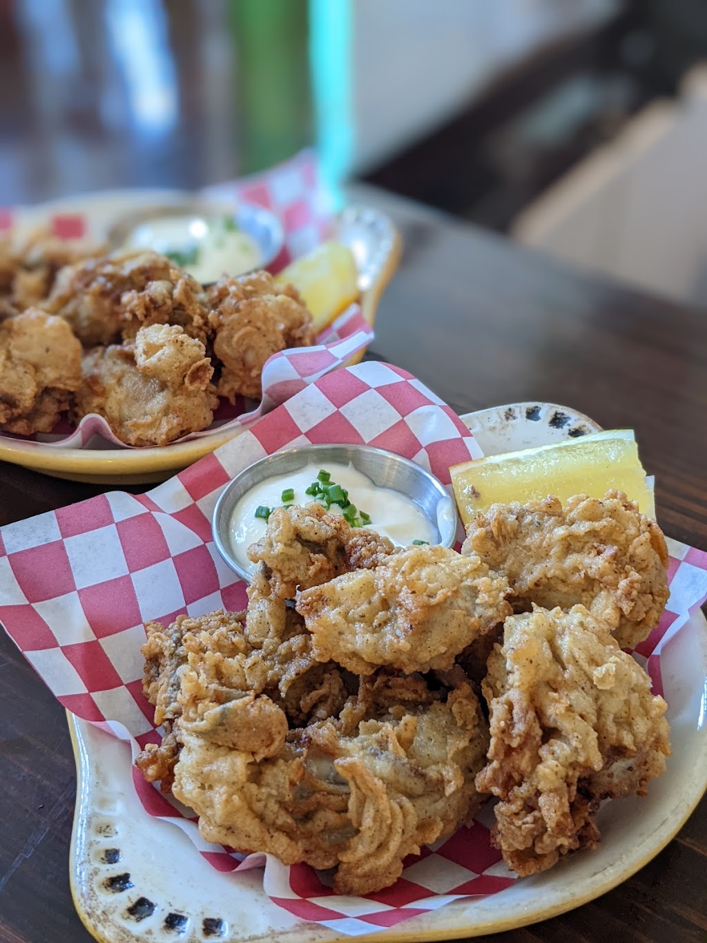 Found Oyster | 4880 Fountain Ave, Los Angeles, CA 90029, USA | Phone: (323) 486-7920