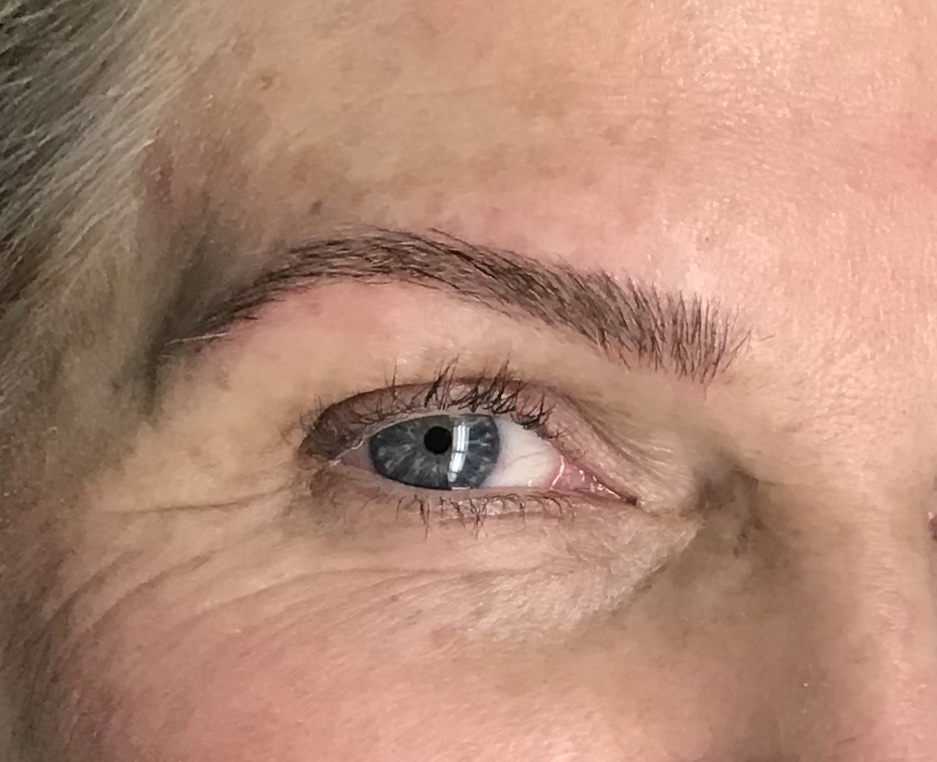 Queen of Brows & Day Spa | 9573 Kenwood Rd, Cincinnati, OH 45242, USA | Phone: (513) 362-0050