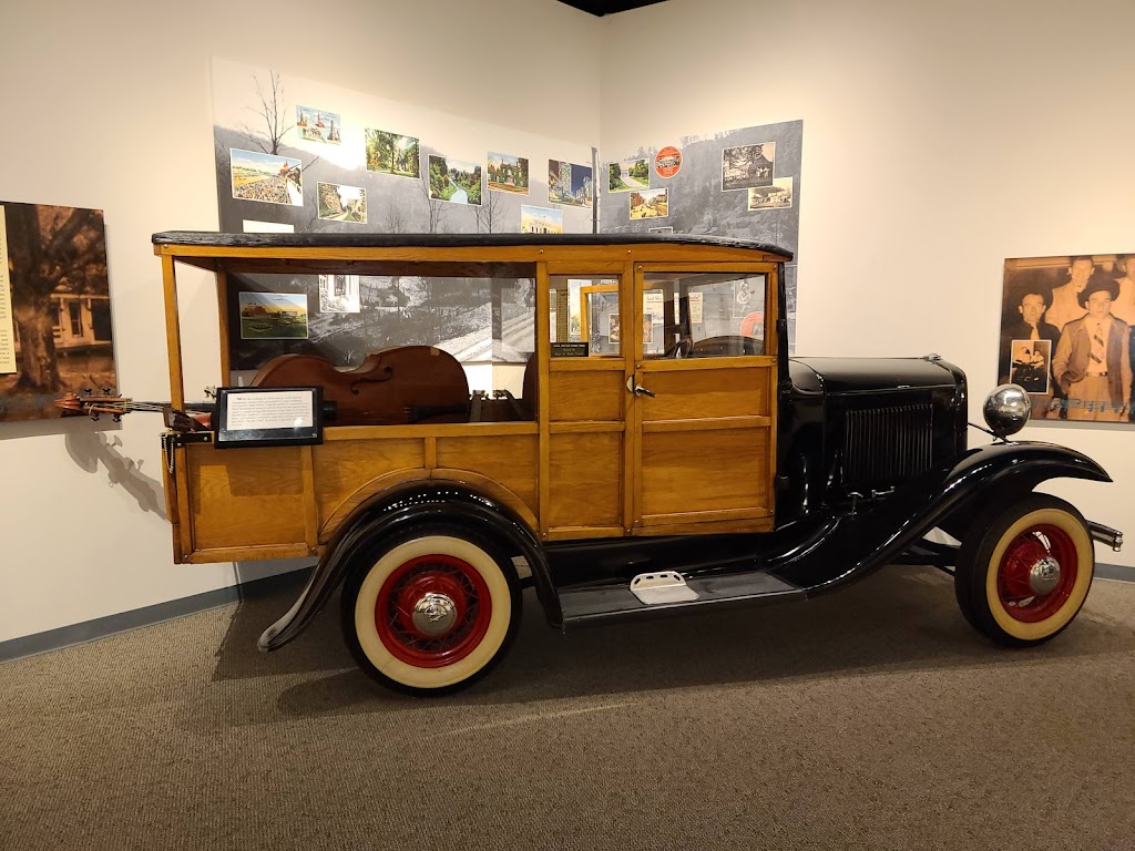 Mt. Vernon - Rockcastle Tourist Commission | 2590 Richmond St, Mt Vernon, KY 40456, USA | Phone: (606) 256-9814