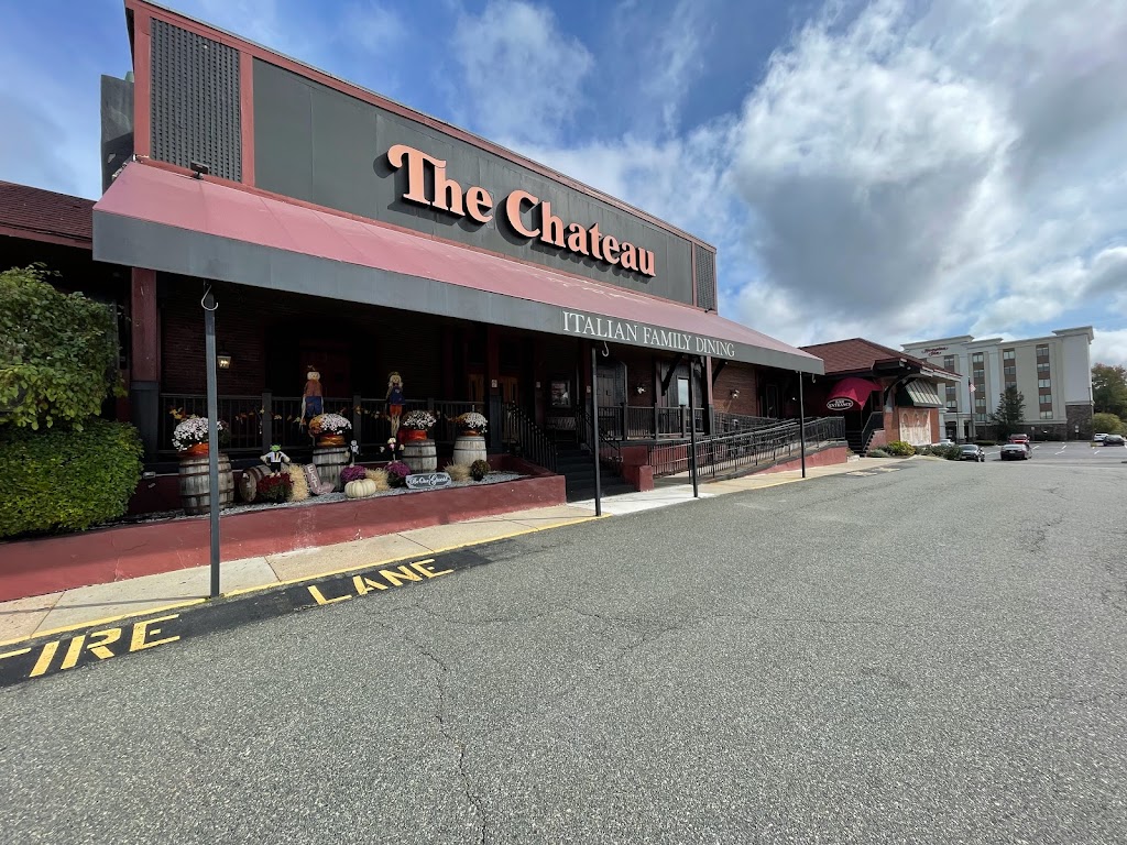 The Chateau Restaurant Norwood | 404 Boston-Providence Turnpike, Norwood, MA 02062, USA | Phone: (781) 762-5335