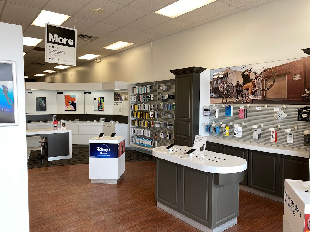 Verizon Authorized Retailer - Russell Cellular | 660 W Main St, Arcade, NY 14009, USA | Phone: (585) 492-0012