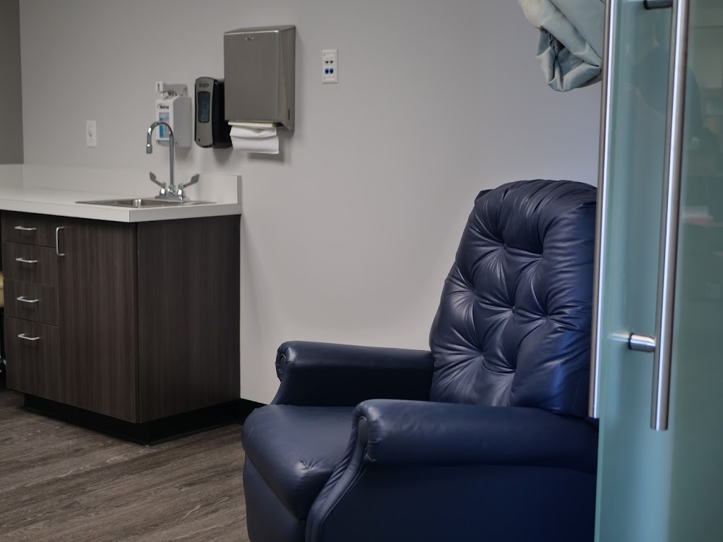 IMMUNOe Health Clinic | 1551 Professional Lane Suite 170, Longmont, CO 80501, USA | Phone: (303) 776-0868
