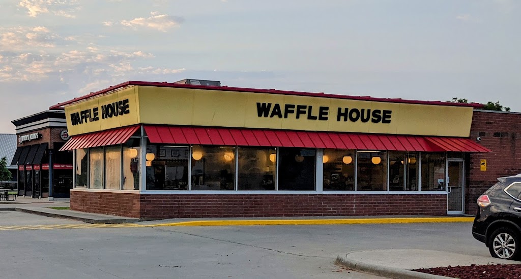 Waffle House | 316 SW 19th St, Moore, OK 73160, USA | Phone: (405) 793-7736
