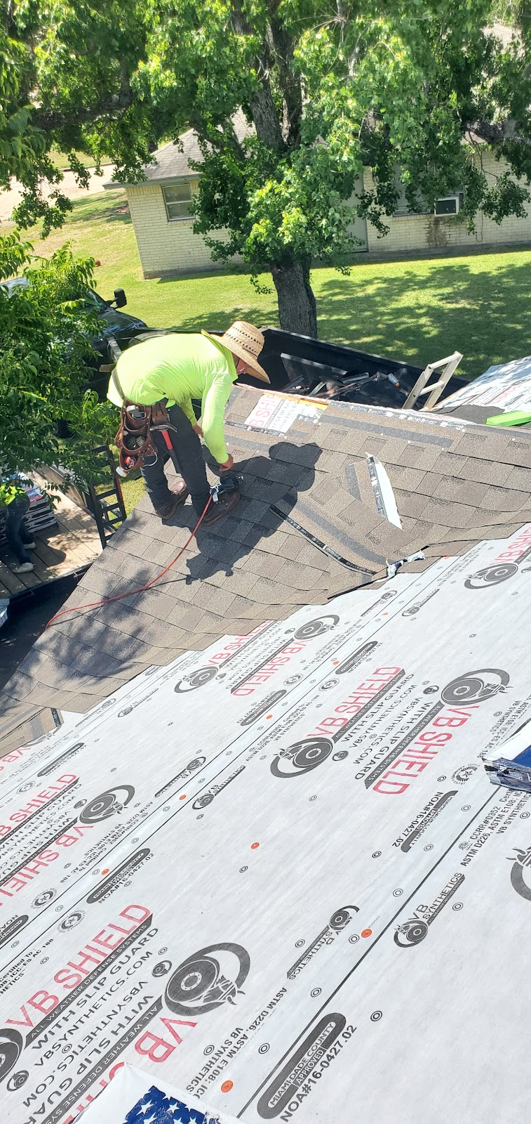 380 Platinum Roofing | 1023 Harrisburg Ct, Rosenberg, TX 77471, USA | Phone: (281) 725-2589