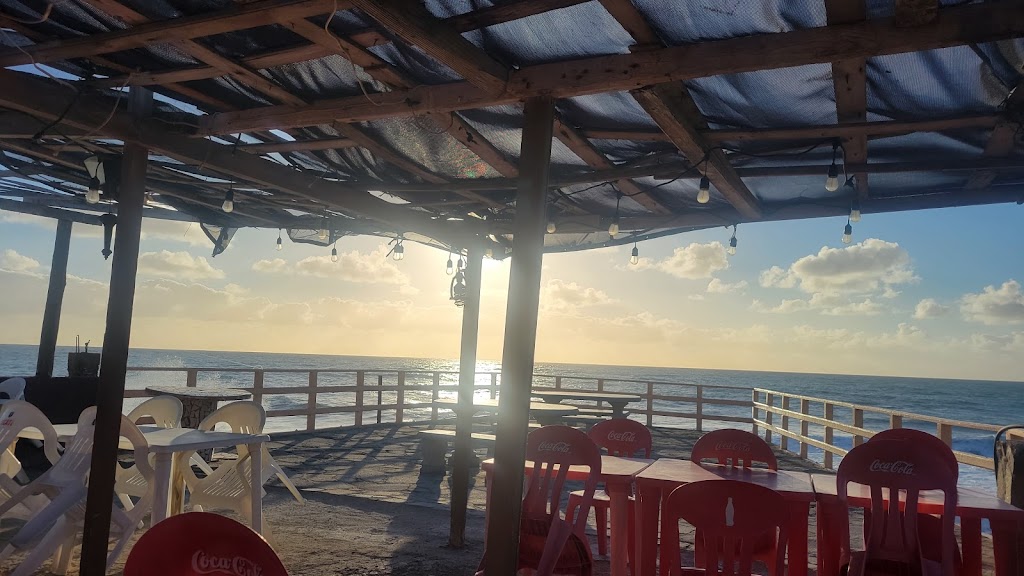 Mariscos Anarbol | Carretera libre tijuana a ensenada km. 52.5 Puerto El Campito Puerto el campito, 22712 Rosarito, B.C., Mexico | Phone: 661 688 1194