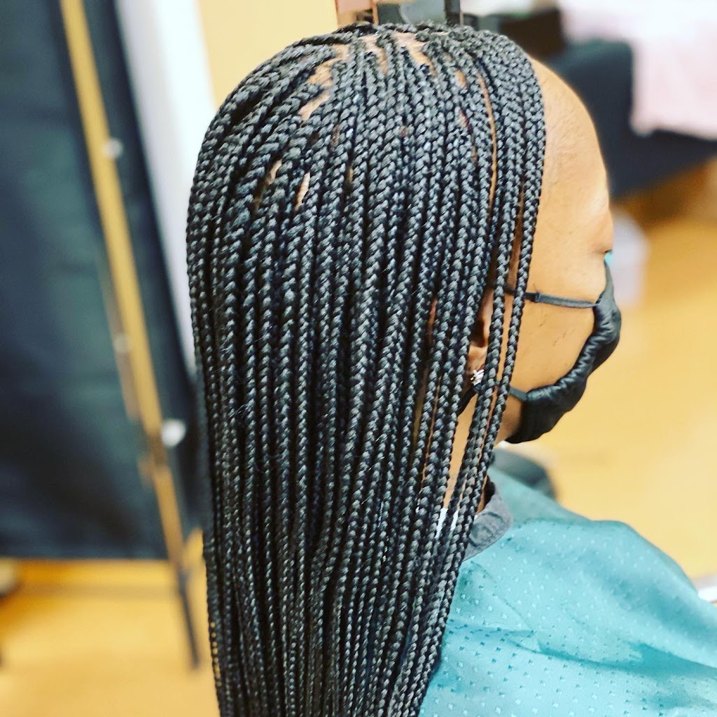 Faso African braiding and beauty | 2210 Old Williamsburg Rd Suite C, Yorktown, VA 23690, USA | Phone: (757) 597-8803