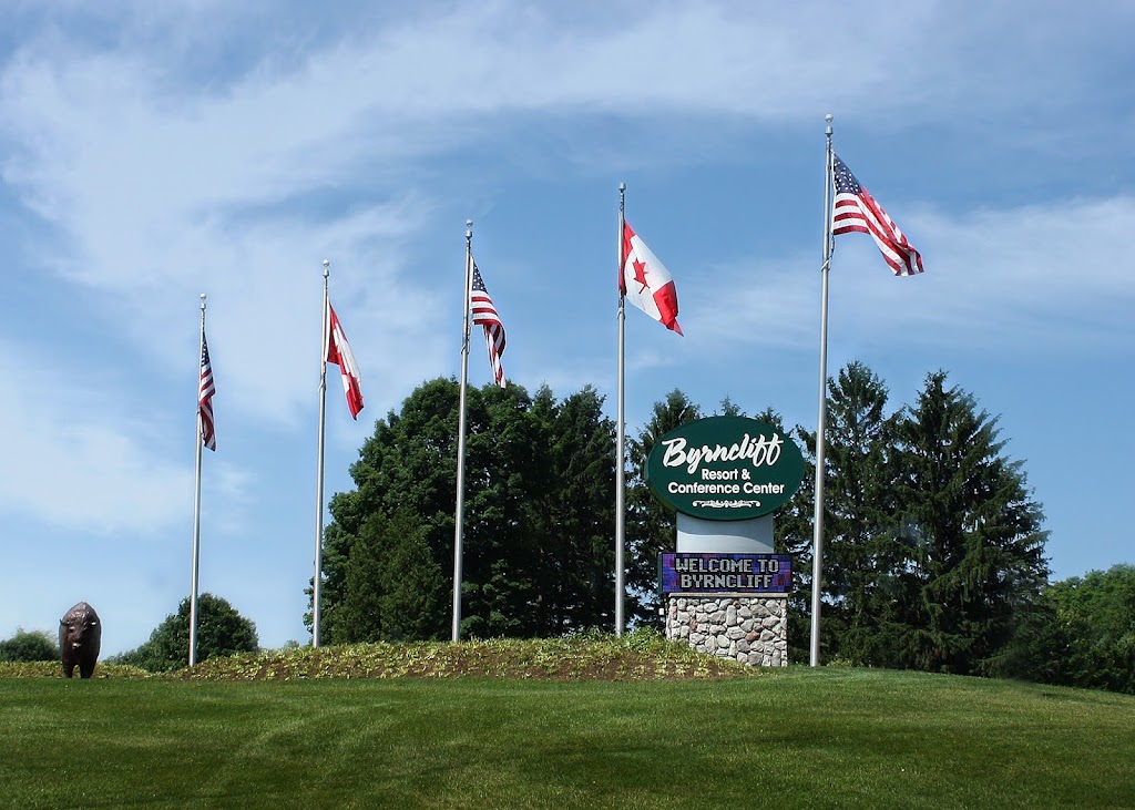 Byrncliff Golf Resort & Banquets | 2357 Humphrey Rd, Varysburg, NY 14167, USA | Phone: (585) 535-7300