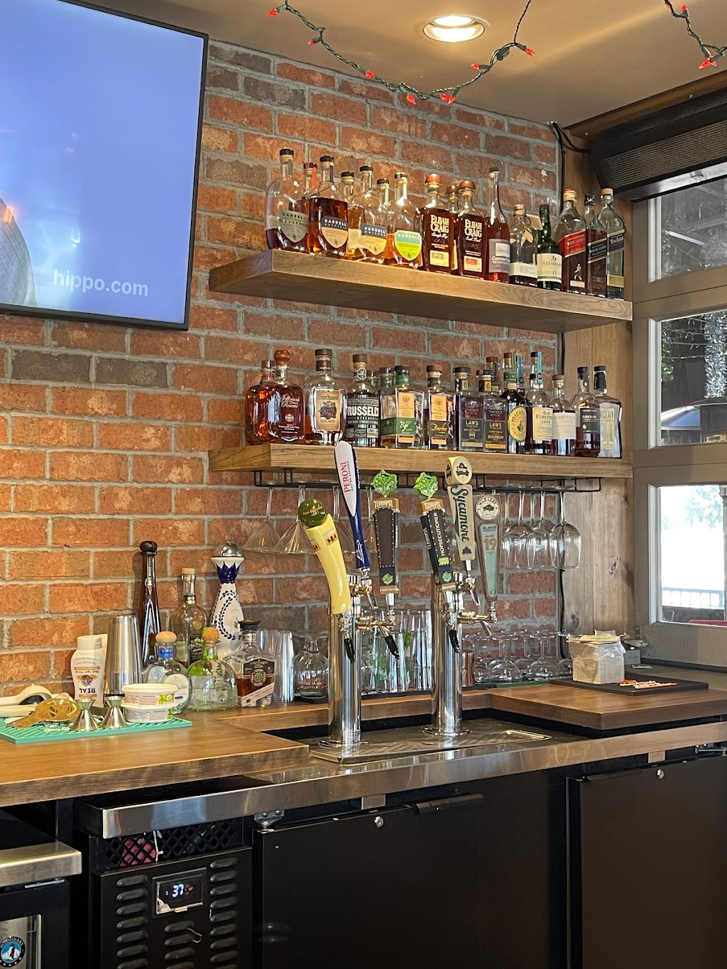 Johnnys New York Style Pizza | 4108 Hamilton Mill Rd, Buford, GA 30519, USA | Phone: (470) 238-8322
