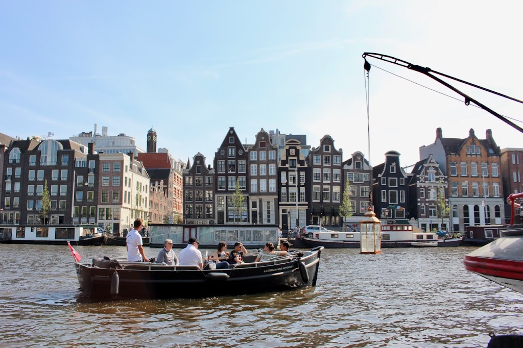 Amsterdam Boat Adventures | Open boat tours | Nieuwe Keizersgracht 1, 1018 DS Amsterdam, Netherlands | Phone: 06 48464743