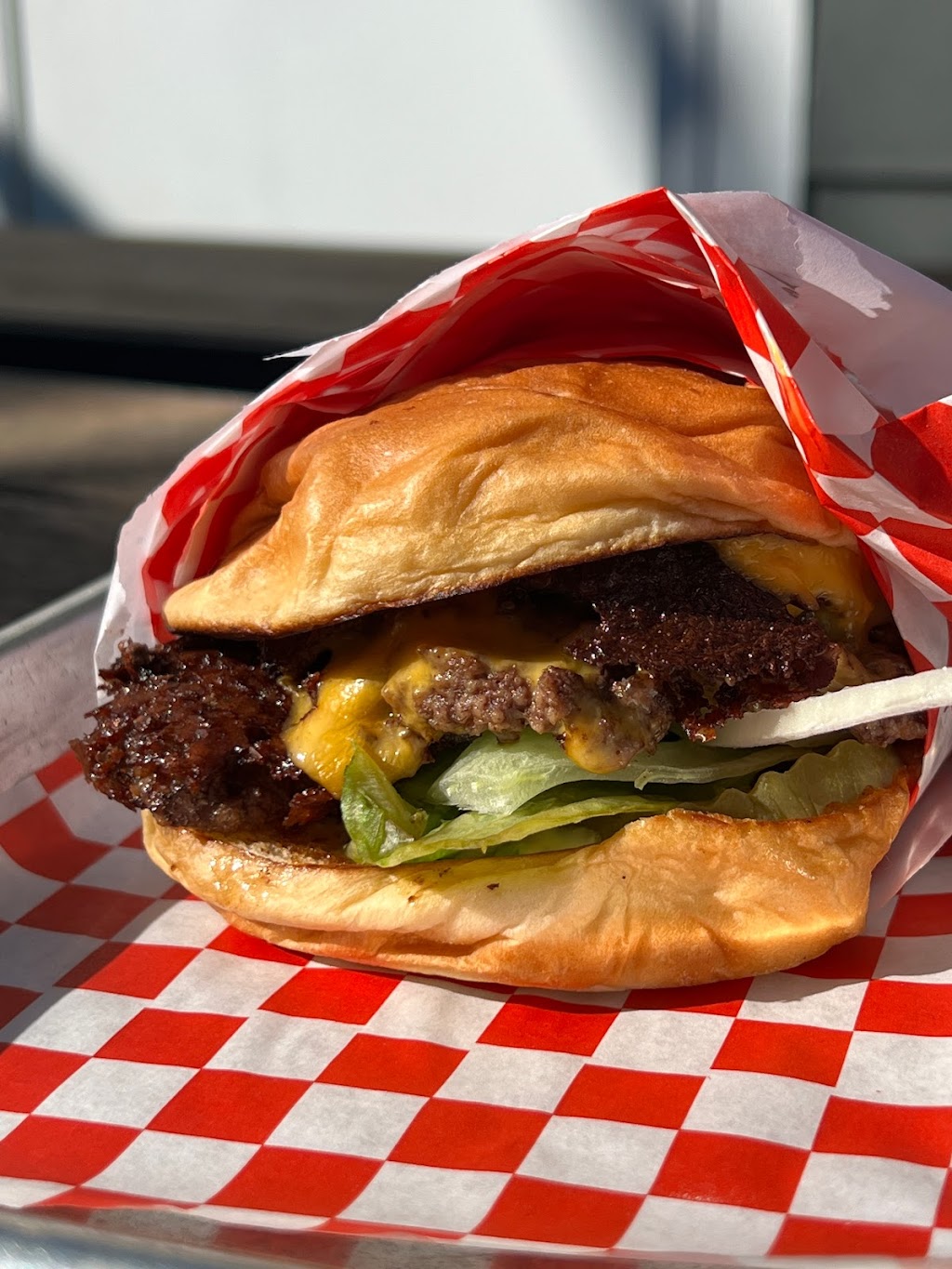 Hamburger Hut | 576 N Coast Hwy 101, Encinitas, CA 92024, USA | Phone: (760) 230-1999