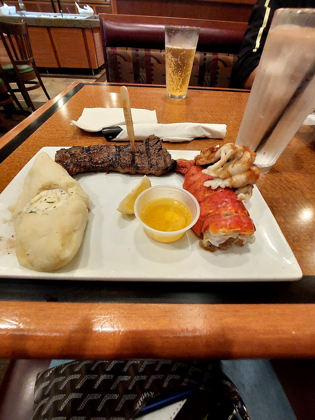 Sizzler | 5856 W Manchester Ave, Los Angeles, CA 90045, USA | Phone: (310) 641-1167