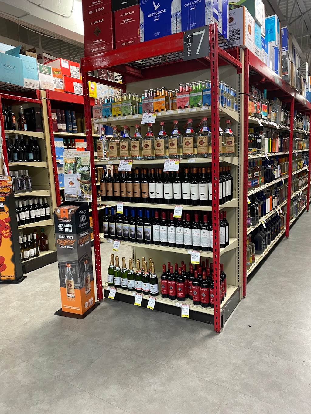 Luekens Wine & Spirits | 3163 Curlew Rd, Oldsmar, FL 34677, USA | Phone: (727) 789-1789