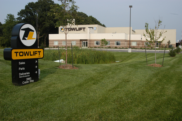 Towlift, Inc. | 2860 Crane Way, Northwood, OH 43619, USA | Phone: (419) 666-1333