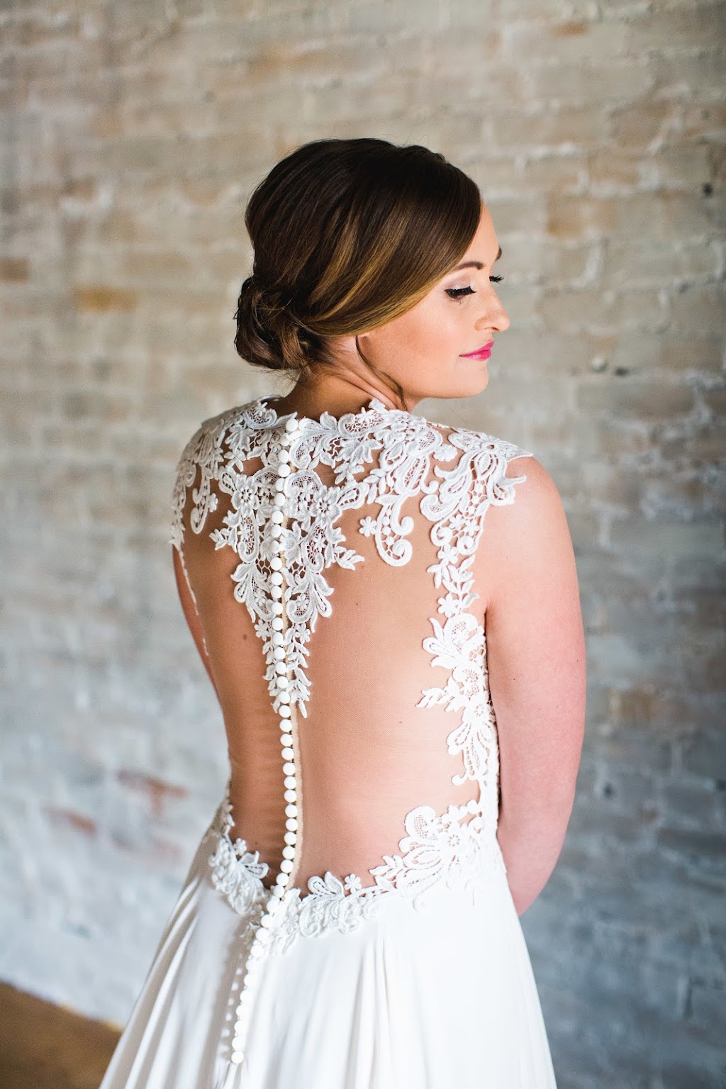 Blushing Willow Bridal Boutique | 207 N Academy St #450, Janesville, WI 53548, USA | Phone: (608) 898-0207