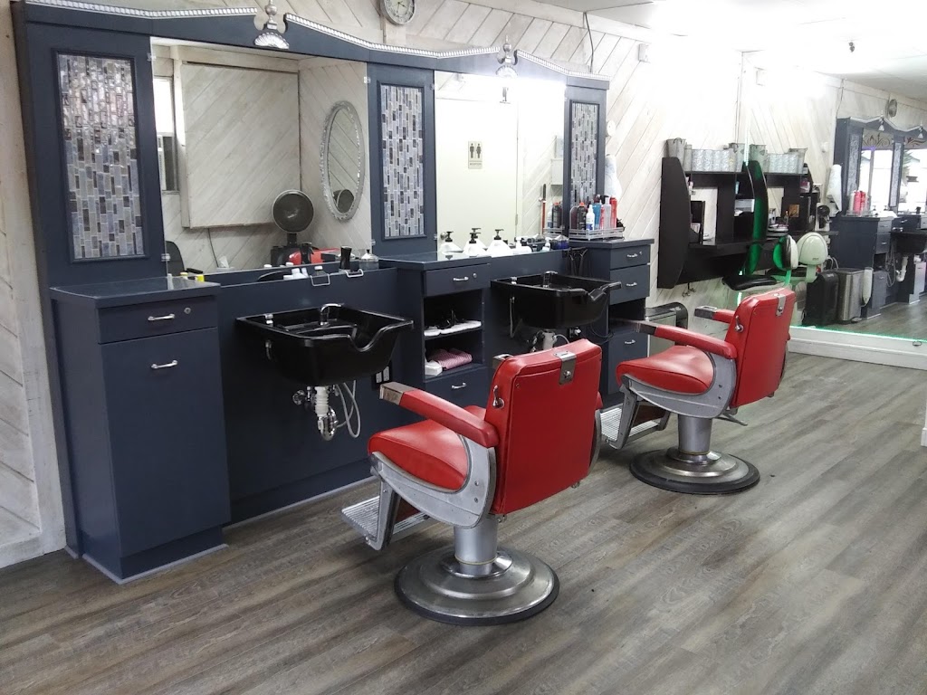 Golden Razor Barber & Beauty Salon | 801 Highland Ave, Largo, FL 33770, USA | Phone: (727) 581-9381