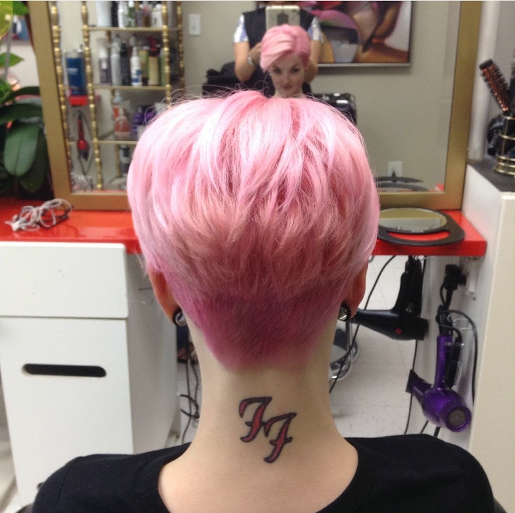 Salon Pigmentos | 218 Avenue B, New York, NY 10009, USA | Phone: (212) 260-2888