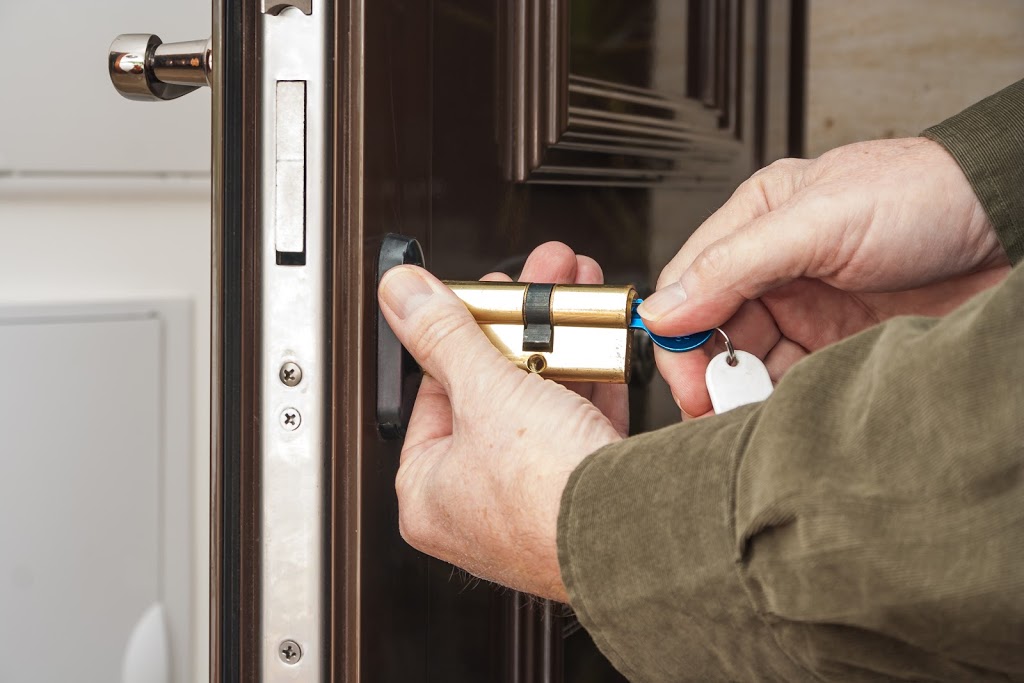 Clovis Locksmith | 3655 Eddy Ave, Clovis, CA 93612, USA | Phone: (559) 906-4662