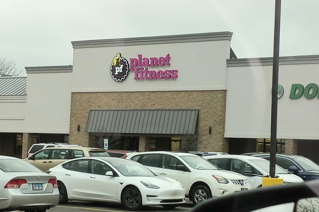 Planet Fitness | 35 Waukegan Rd, Deerfield, IL 60015 | Phone: (847) 236-0922