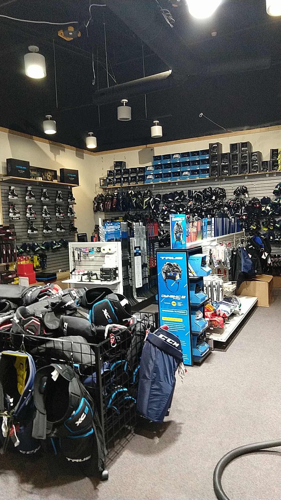 Elevate Sporting Pro Shop Renton | 12620 164th Ave SE, Renton, WA 98059, USA | Phone: (425) 979-3264