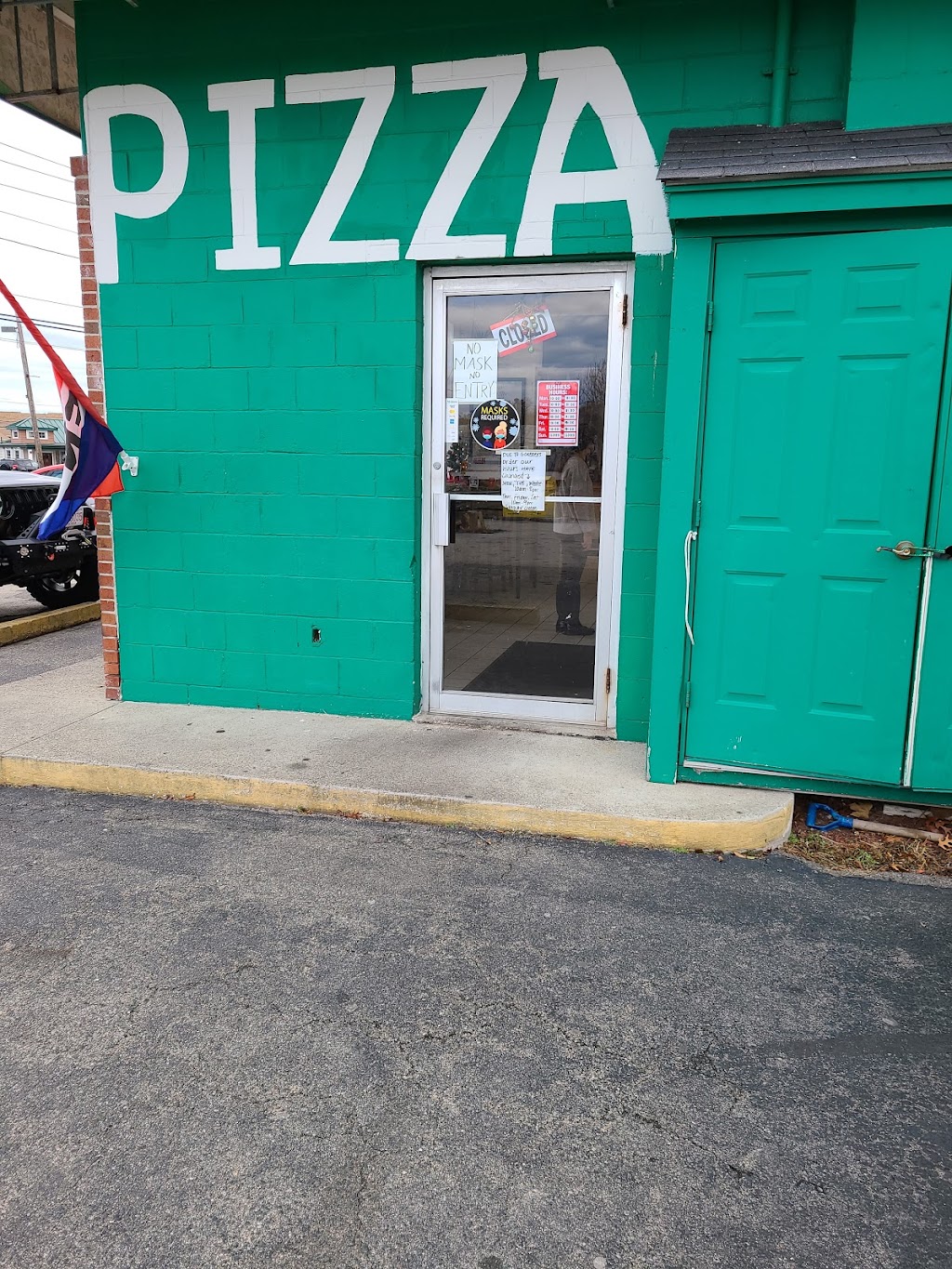 Suarez Pizza | 176 Pelham St, Methuen, MA 01844, USA | Phone: (978) 685-0352