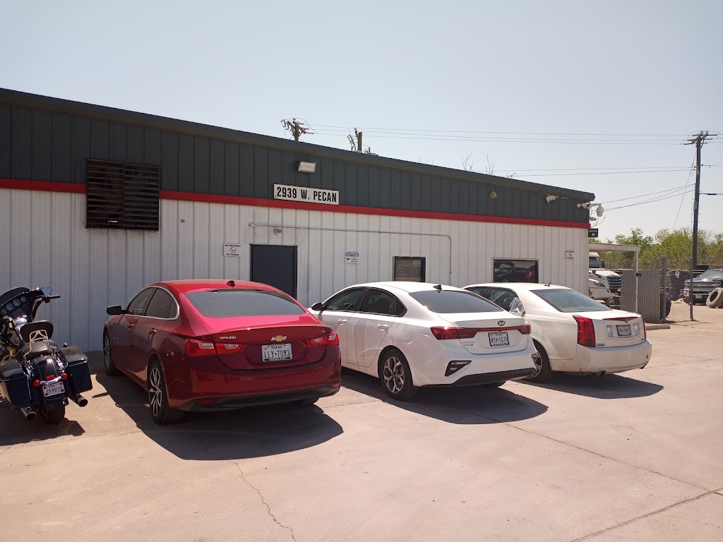 Southern Tire Mart | 2939 W Pecan St, Pflugerville, TX 78660, USA | Phone: (512) 251-7551