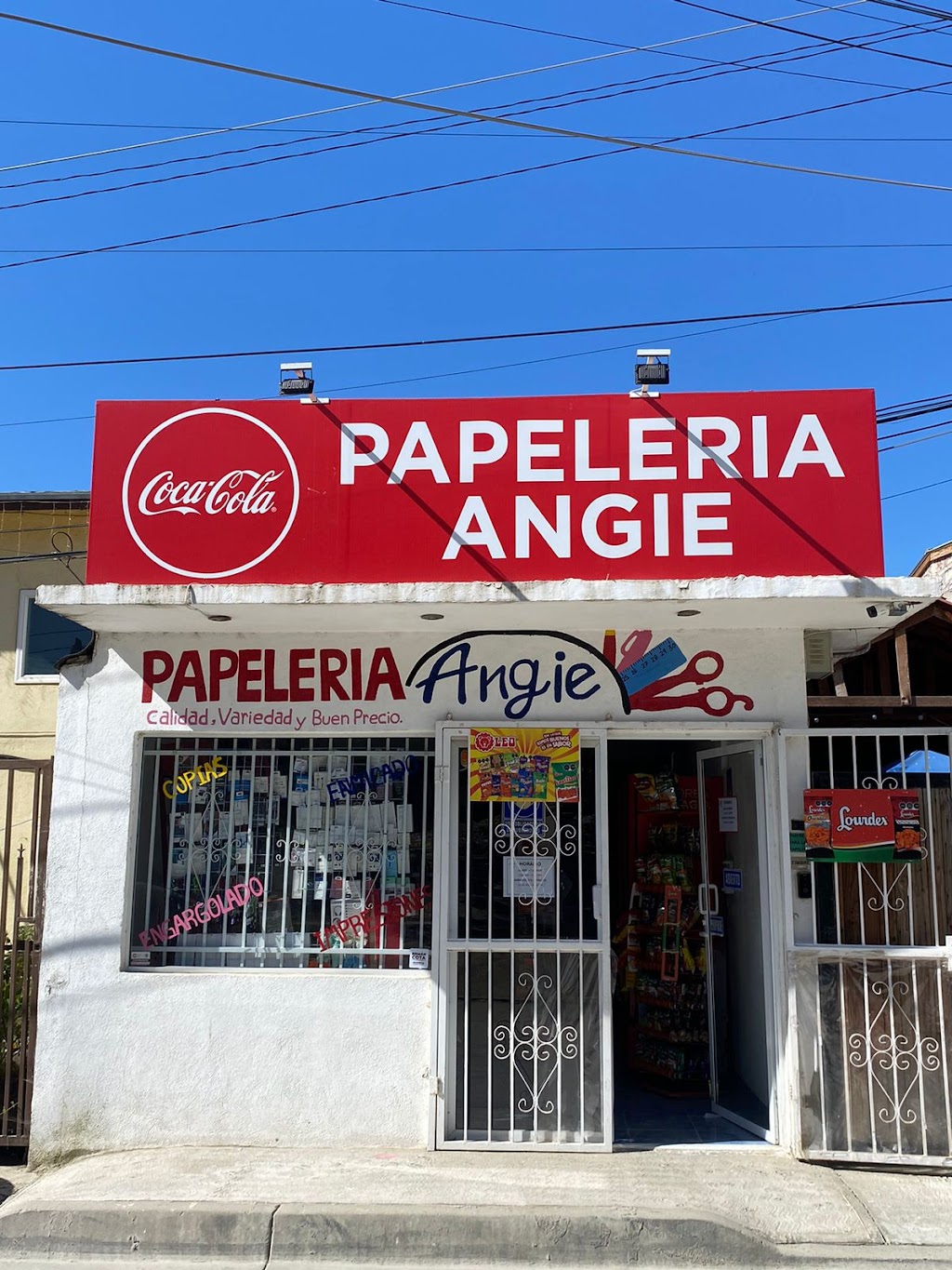PAPELERIA ANGIE | La Escondida 540, Rincon Tecate, 21452 Tecate, B.C., Mexico | Phone: 665 119 3065