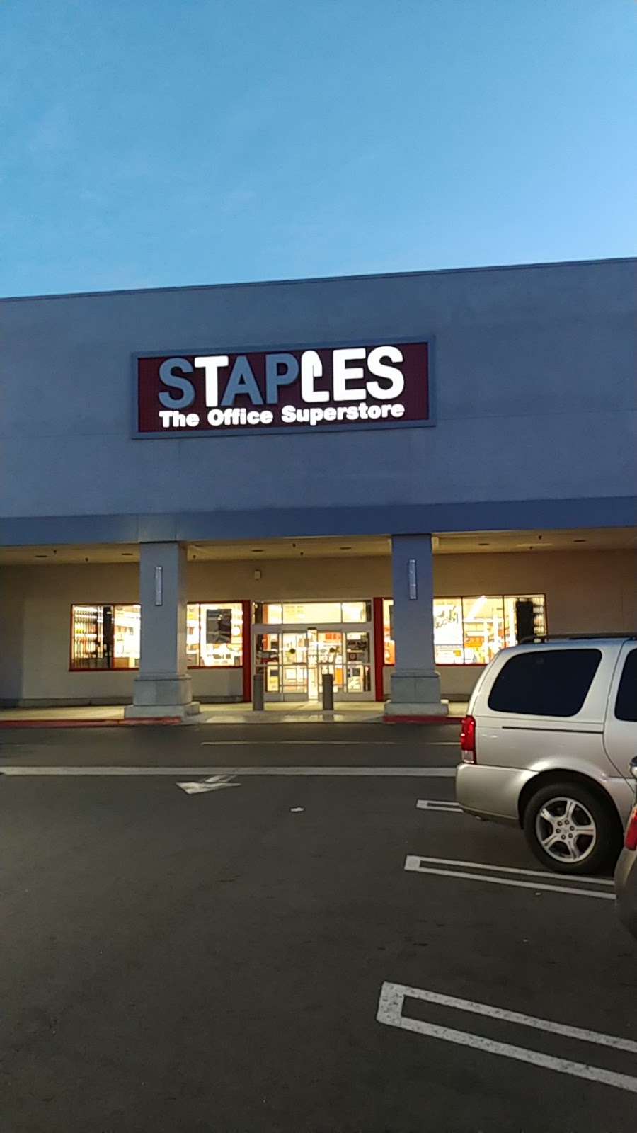 Staples | 10820 Alondra Blvd, Cerritos, CA 90703, USA | Phone: (562) 916-7886