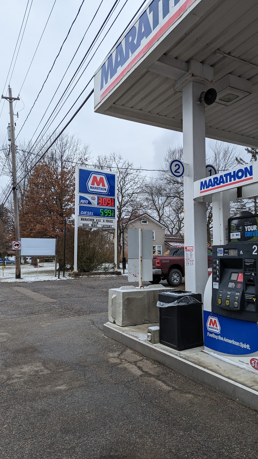 Marathon Gas | 13980 Main Market Rd, Burton, OH 44021, USA | Phone: (440) 834-4030