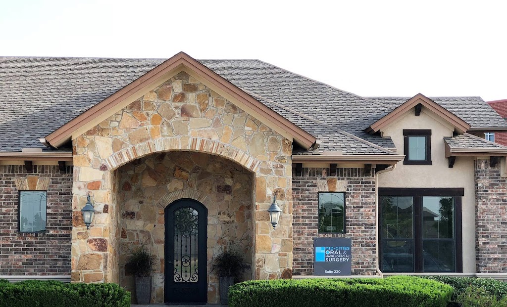 Mid-Cities Oral & Maxillofacial Surgery | 5209 Heritage Ave # 220, Colleyville, TX 76034 | Phone: (817) 900-3520