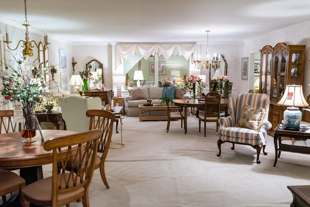 Stones Home Furnishings | 7500 US-1, North Chesterfield, VA 23237, USA | Phone: (804) 275-2287