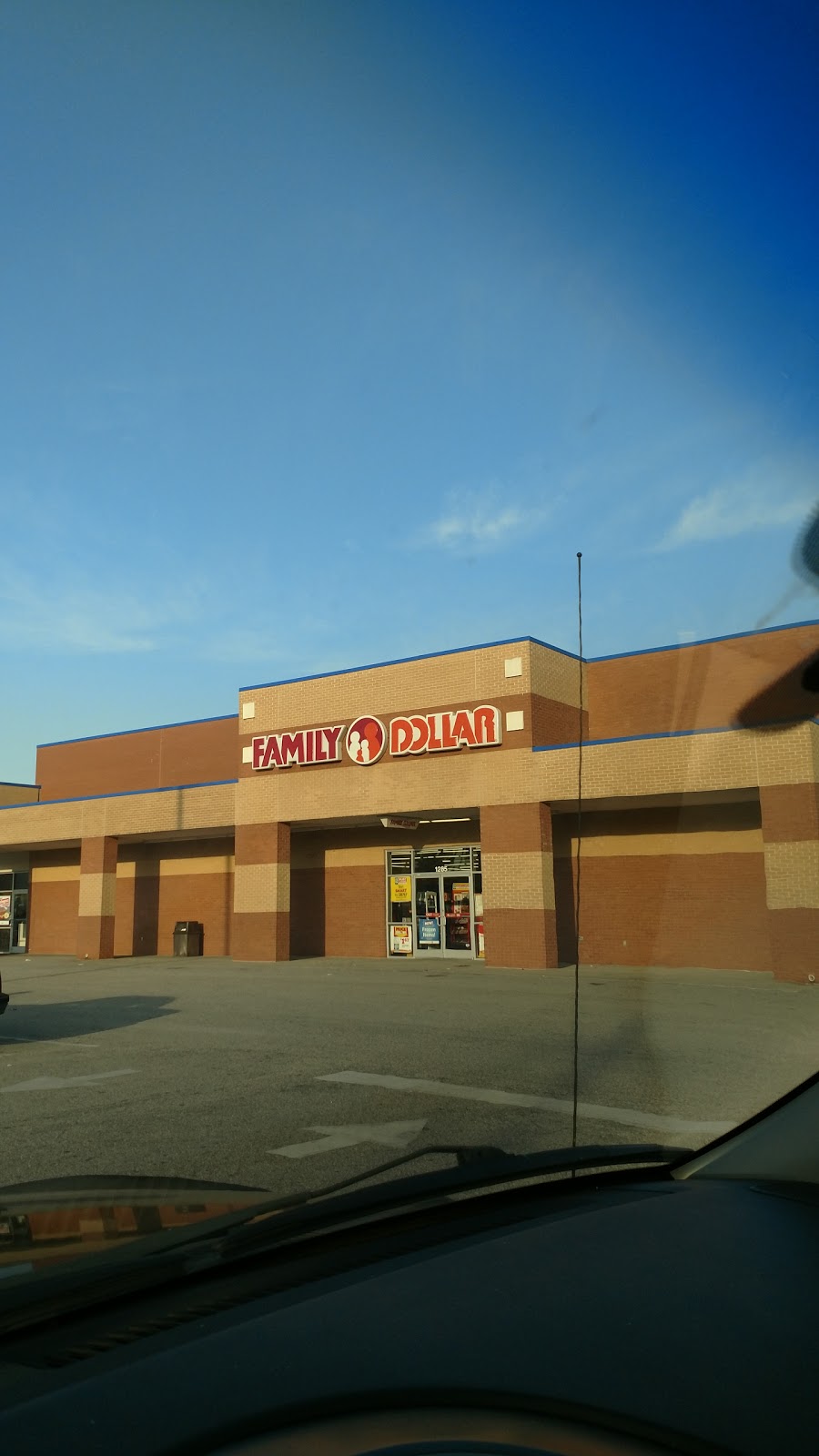 Family Dollar | 1285 E Cumberland St, Dunn, NC 28334, USA | Phone: (910) 591-5093