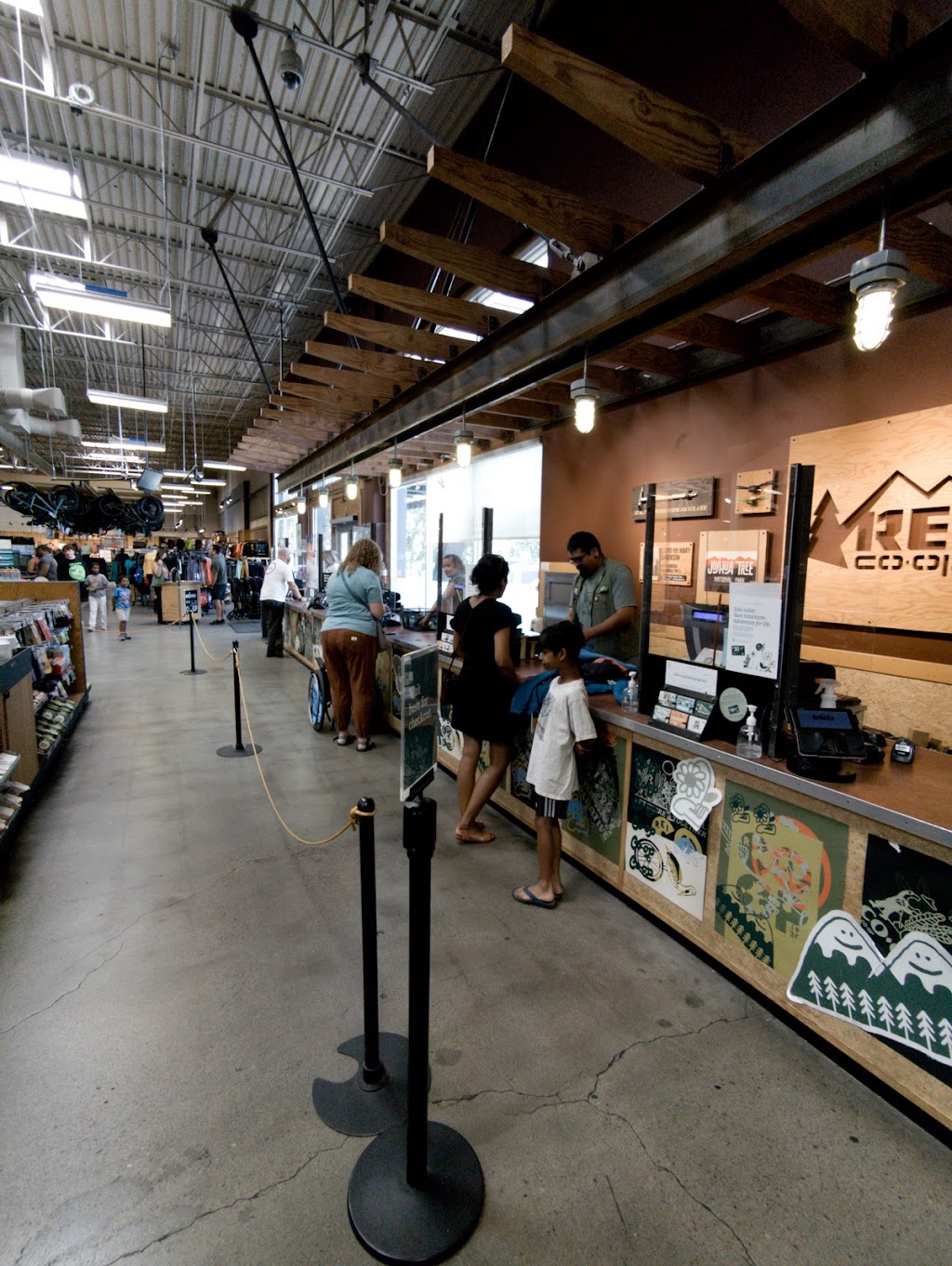 REI | 5556 Copley Dr, San Diego, CA 92111, USA | Phone: (858) 279-4400