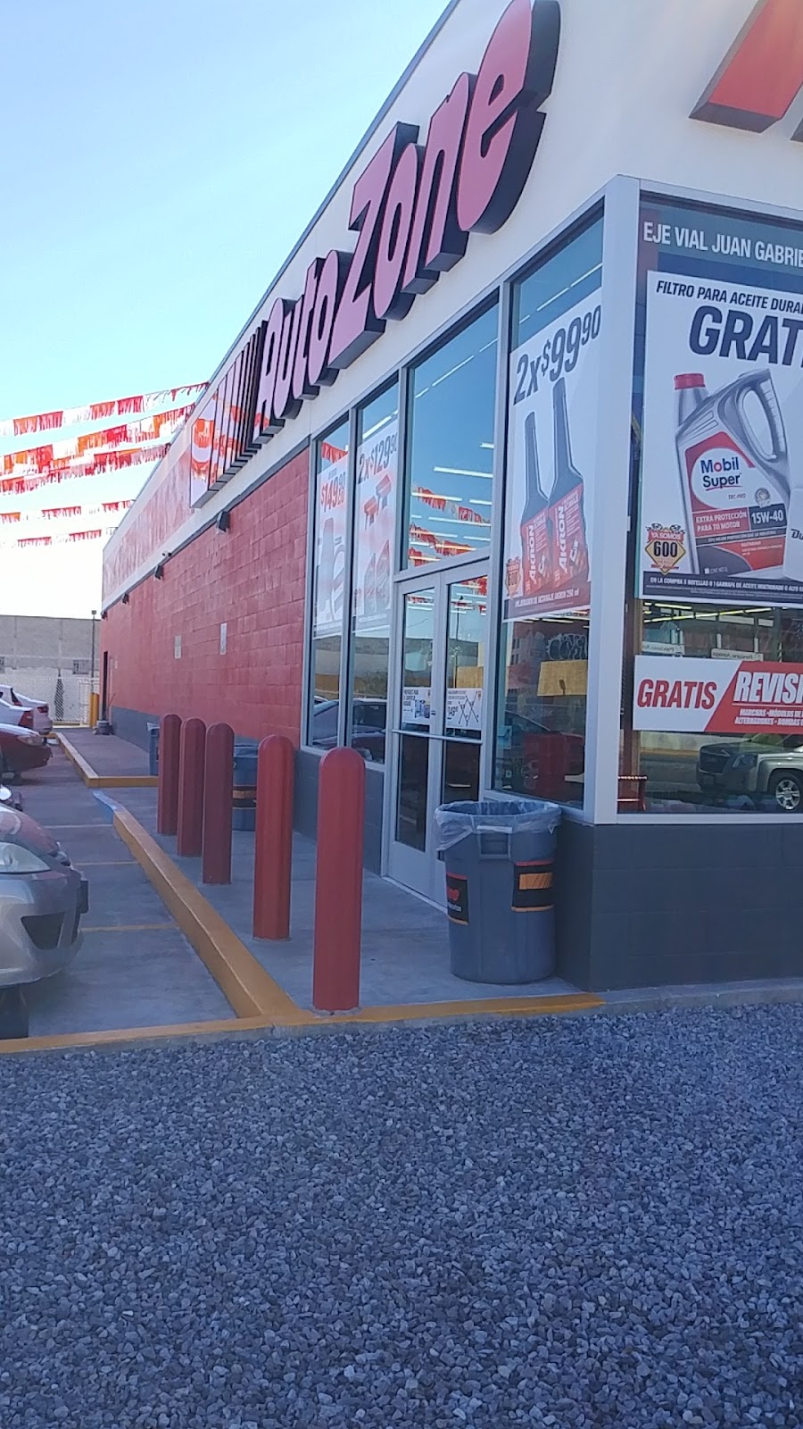 AutoZone Refacciones, Eje Vial Juan Gabriel 5446, Col. Jarudo del Norte