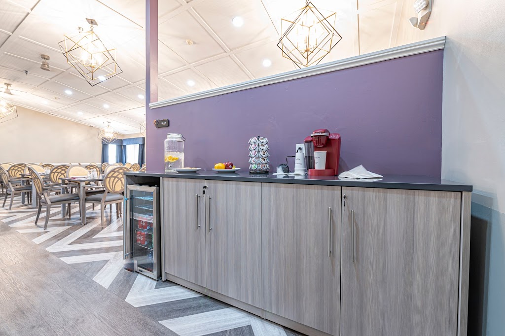 Abode Care of Monroeville | 2560 Stroschein Rd, Monroeville, PA 15146, USA | Phone: (412) 856-1588