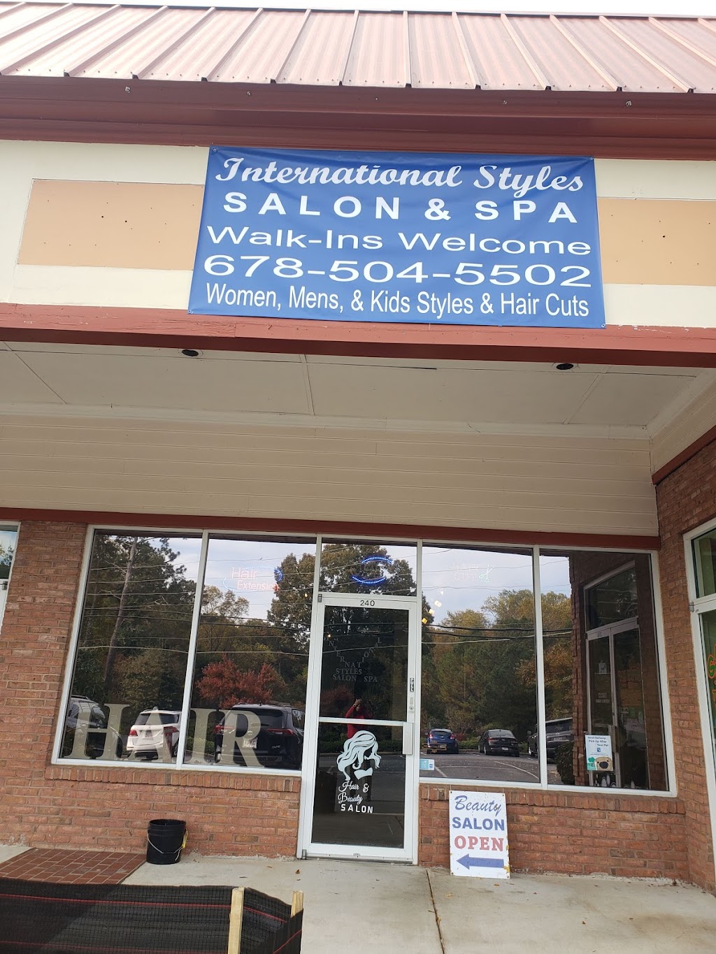 International Styles Salon & Barber Shop | 5399 Bells Ferry Rd #240, Acworth, GA 30102, USA | Phone: (678) 696-0094