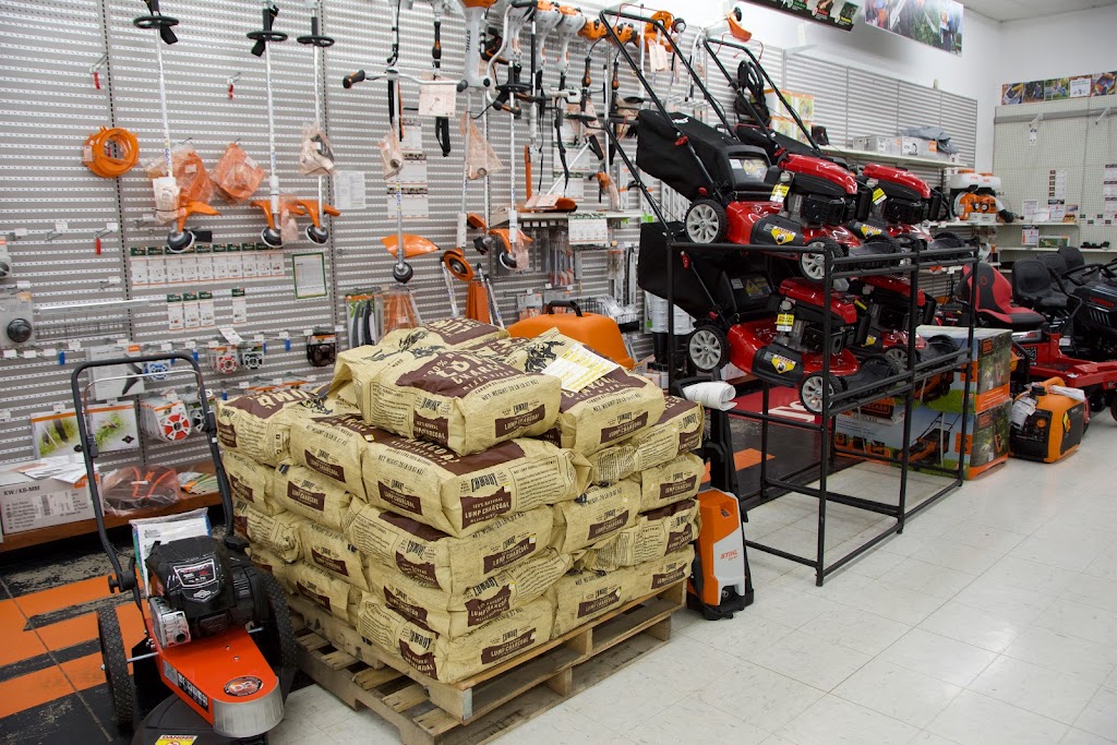 Aslesons Hardware Store | 1415 US-51, Stoughton, WI 53589, USA | Phone: (608) 873-3161