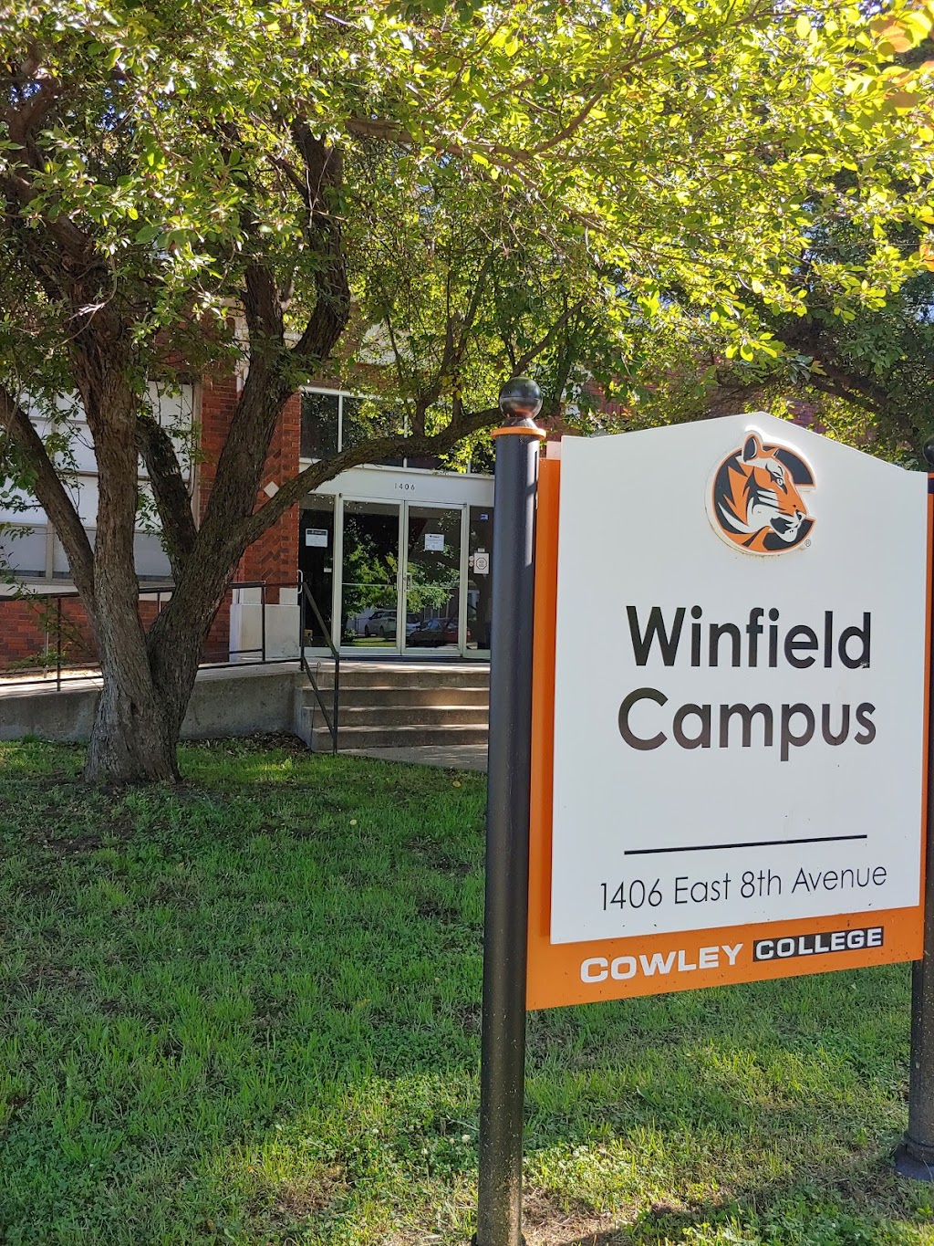 Winfield Campus - Cowley College | 1406 E 8th Ave, Winfield, KS 67156, USA | Phone: (620) 221-3392