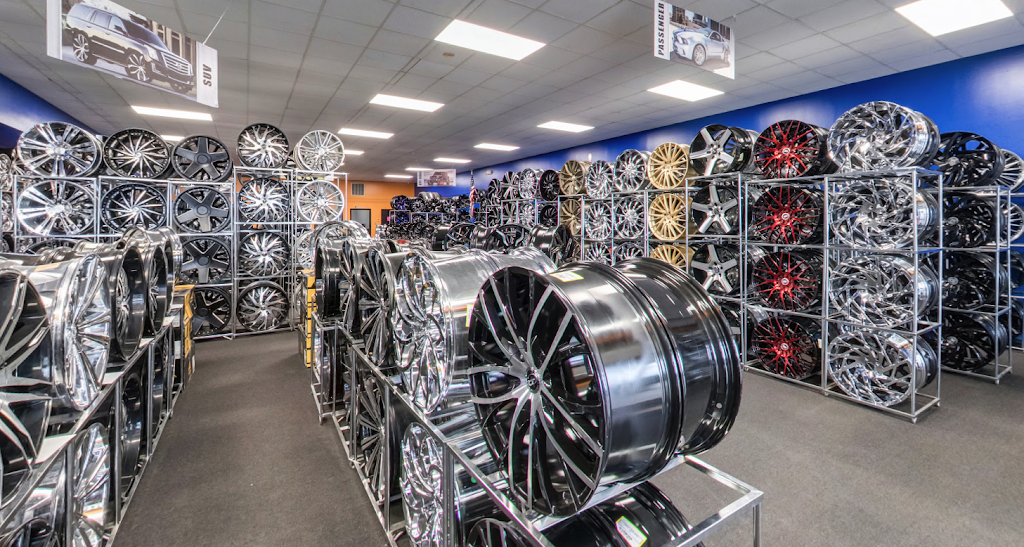 RimTyme Custom Wheels and Tires | 606 E Southside Plaza St, Richmond, VA 23224, USA | Phone: (804) 273-9250