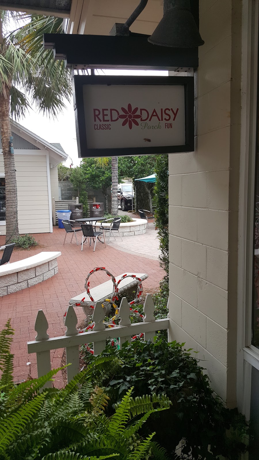 Red Daisy | 201 Lemon St, Neptune Beach, FL 32266, USA | Phone: (904) 339-0137