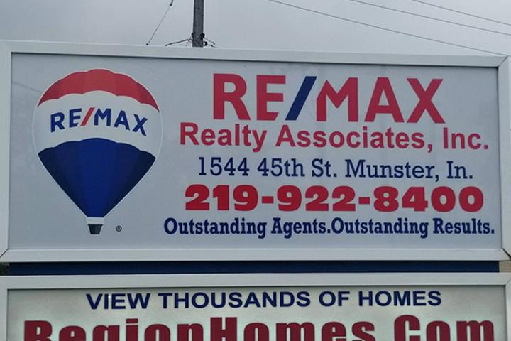 Kay Rogan, Broker Associate-RE/MAX Realty Inc. | 1544 45th St, Munster, IN 46321 | Phone: (219) 712-2458