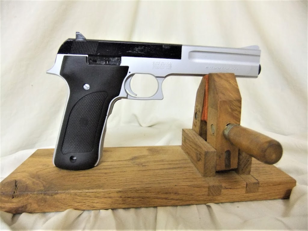 ROGERS GUN SHOP | 18307 Co Hwy 4, Carey, OH 43316, USA | Phone: (419) 458-0001