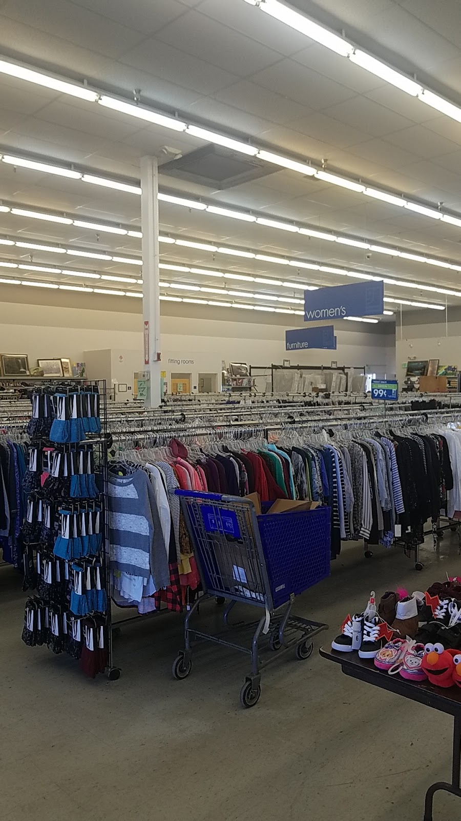 Goodwill Coal Mine Store | 6710 S Pierce St, Littleton, CO 80126 | Phone: (303) 904-8804