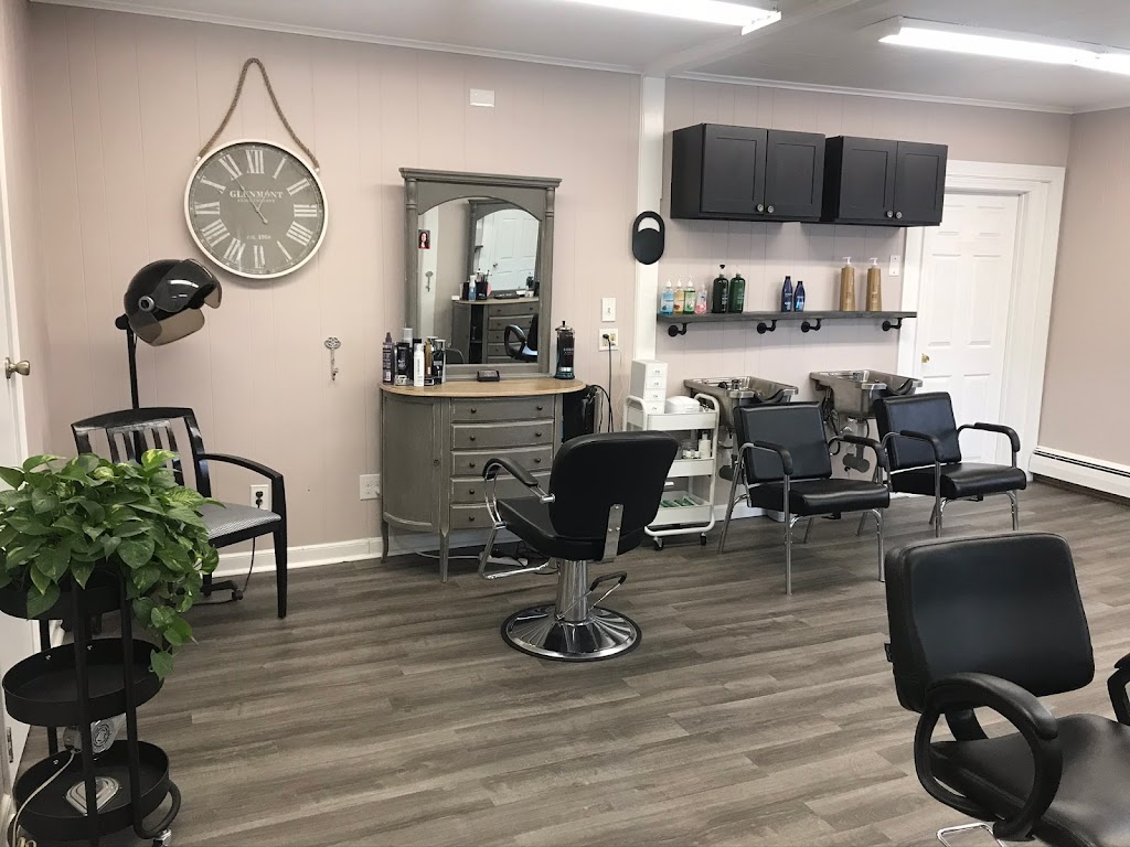 Hair on Main | 920 Main St, Millis, MA 02054, USA | Phone: (508) 372-4322