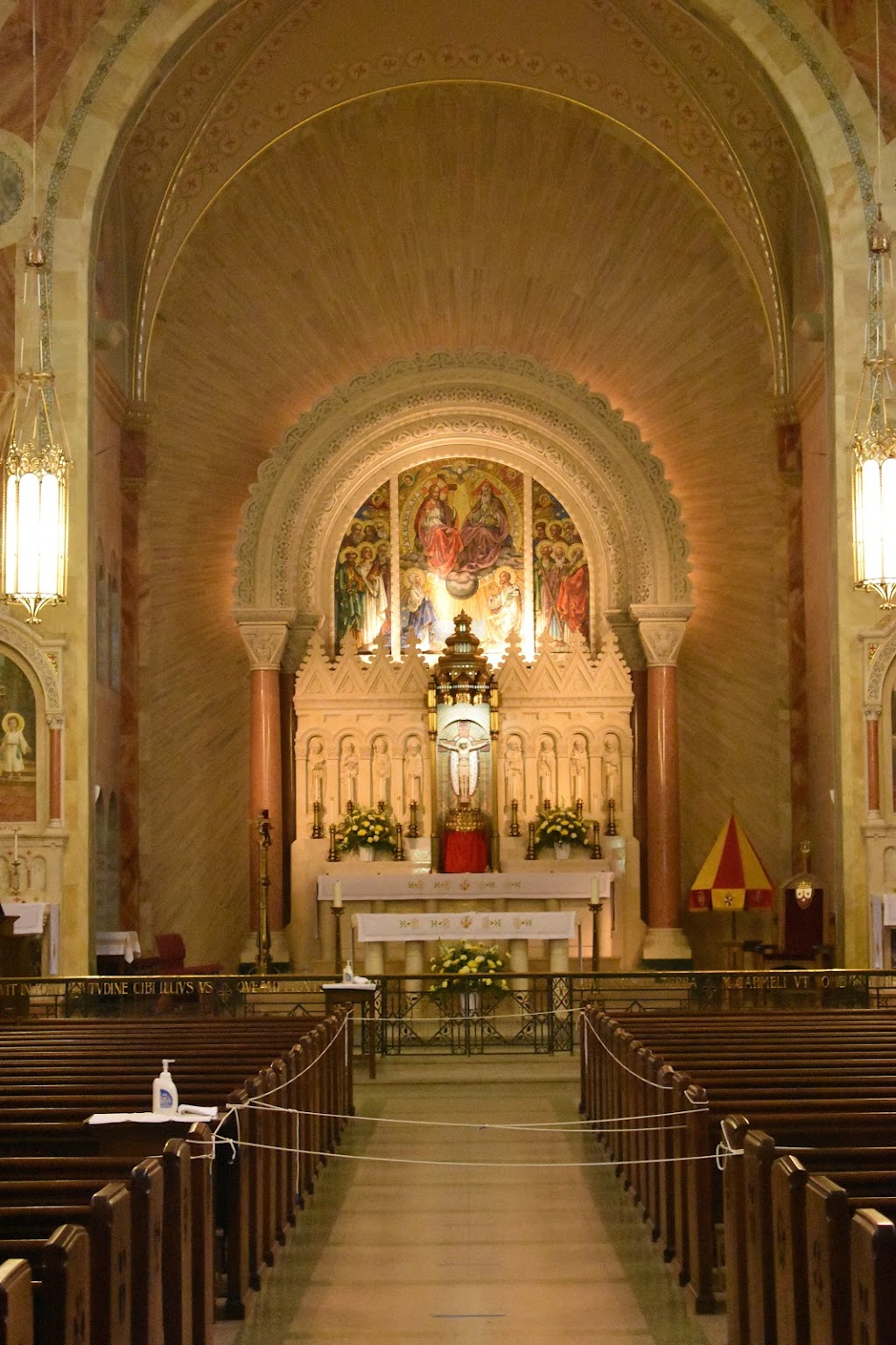 Holy Hill Basilica and National Shrine of Mary | 1525 Carmel Rd, Hubertus, WI 53033, USA | Phone: (262) 628-1838