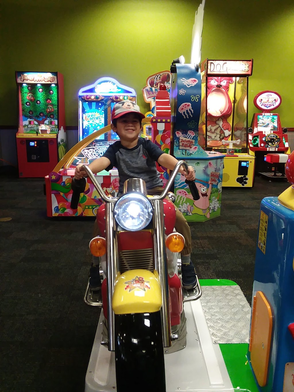 Chuck E. Cheese | 2760 I-20, Grand Prairie, TX 75052, USA | Phone: (972) 660-6799