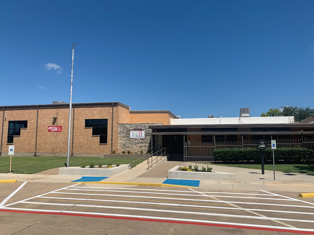 Cooke Elementary School | 902 Phillips St, Cleburne, TX 76033, USA | Phone: (817) 202-2060